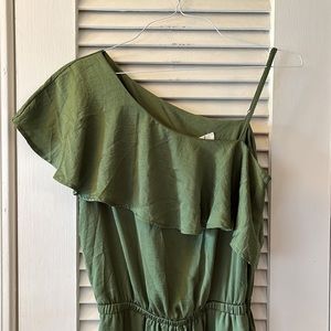 EASEL Green Long Ruffle Shoulder Jumpsuit Romper | Small